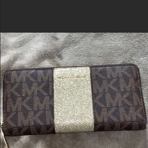 Michael Kors wallet
